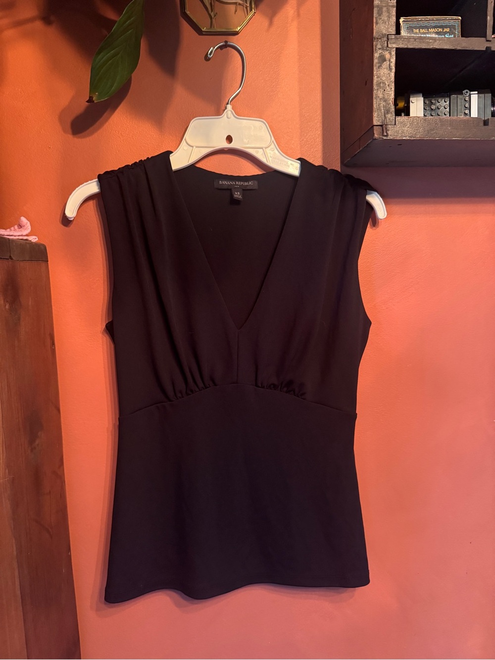 Banana Republic Black V-Neck Gathered Sleeveless Camisole